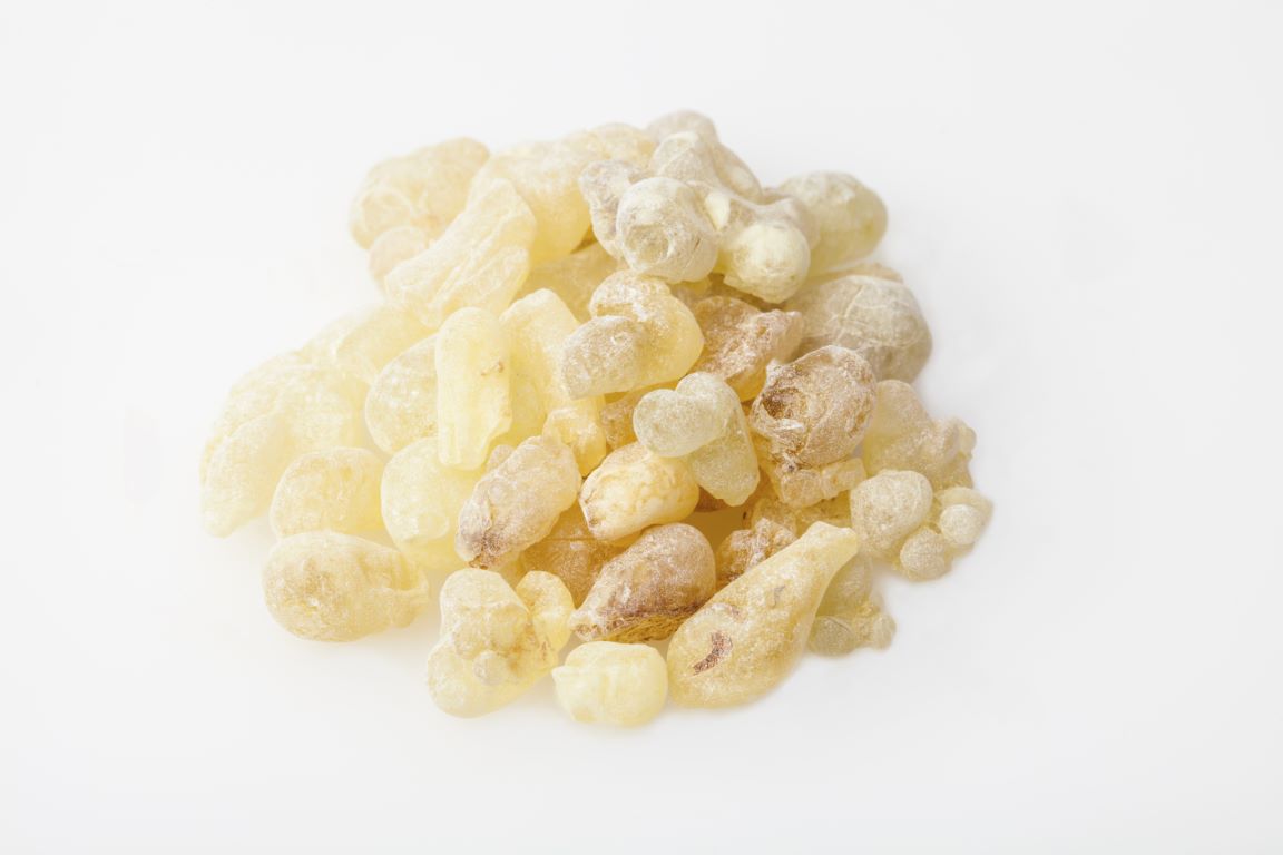 Frankincense resin Medium