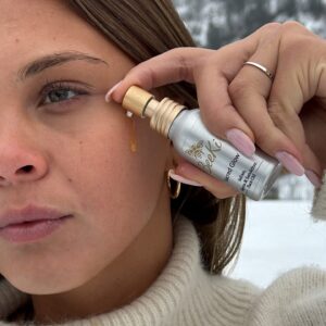 Sacred Glow naer Emilie scaled e1764284062209